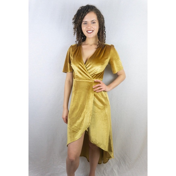 Lulus Dresses & Skirts - Lulus Gold Asymmetrical High Low Wrap Dress